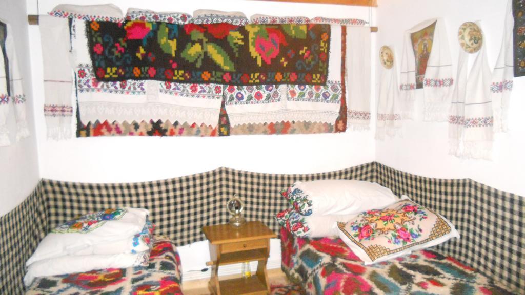 Busta House Hotel Bogdan Vodă Room photo